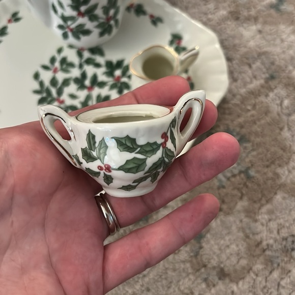 Mini Christmas partial Tea Set Baum Brothers formalities holly berries - Picture 4 of 7